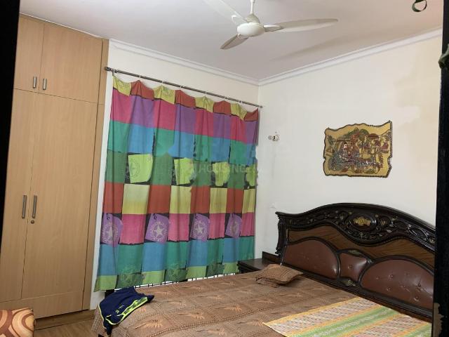 3 BHK Apartment in Sector 63 for rent Gurgaon. The reference number is 20044515