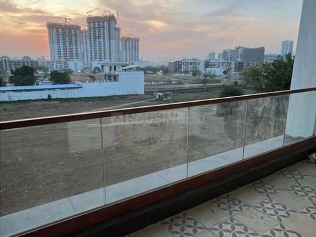 3 BHK Apartment in Sector 63 for rent Gurgaon. The reference number is 20084475