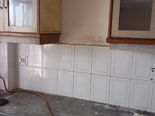 3 BHK Apartment in Sector 6 Dwarka for rent New Delhi. The reference number is 17610108