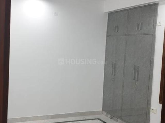 3 BHK Apartment in Sector 6 Dwarka for rent New Delhi. The reference number is 19183646