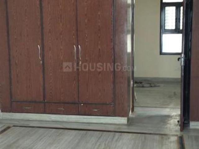 3 BHK Apartment in Sector 6 Dwarka for rent New Delhi. The reference number is 20275758