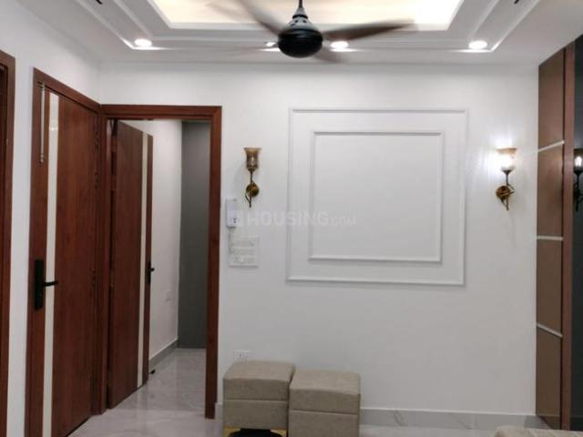 3 BHK Apartment in Sector 6 Dwarka for rent New Delhi. The reference number is 20449657