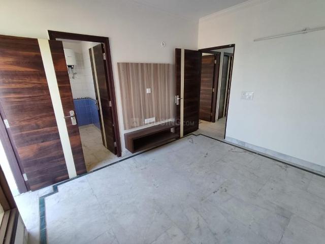 3 BHK Apartment in Sector 6 Dwarka for rent New Delhi. The reference number is 20438366