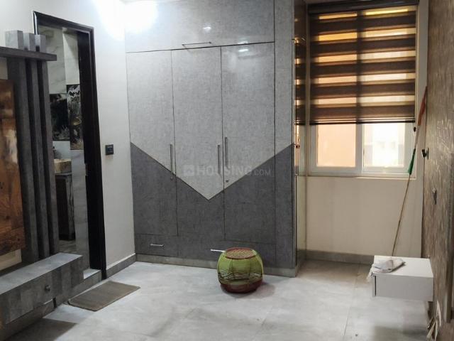 3 BHK Apartment in Sector 6 Dwarka for rent New Delhi. The reference number is 20574961