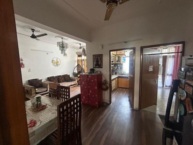 3 BHK Apartment in Sector 6 Dwarka for rent New Delhi. The reference number is 20506015