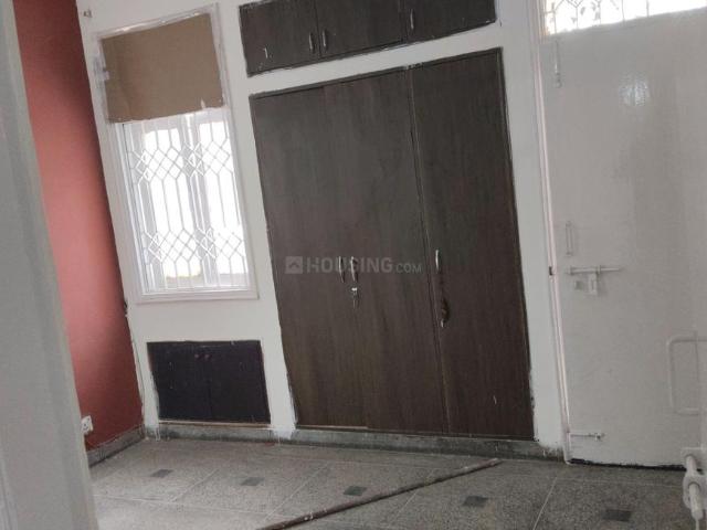 3 BHK Apartment in Sector 6 Dwarka for rent New Delhi. The reference number is 20521076
