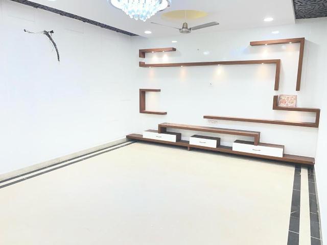 3 BHK Apartment in Sector 6 Dwarka for rent New Delhi. The reference number is 20760928