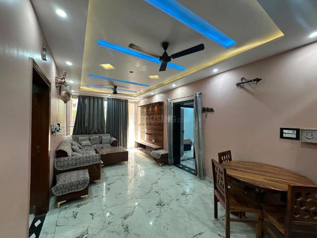 3 BHK Apartment in Sector 6 Dwarka for rent New Delhi. The reference number is 20988773