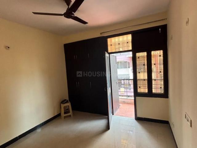 3 BHK Apartment in Sector 6 Dwarka for rent New Delhi. The reference number is 20911086