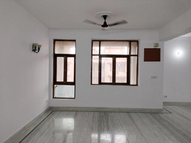 3 BHK Apartment in Sector 6 Dwarka for resale New Delhi. The reference number is 14218656