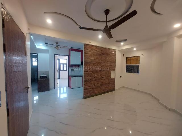 3 BHK Apartment in Sector 6 Dwarka for resale New Delhi. The reference number is 14601780