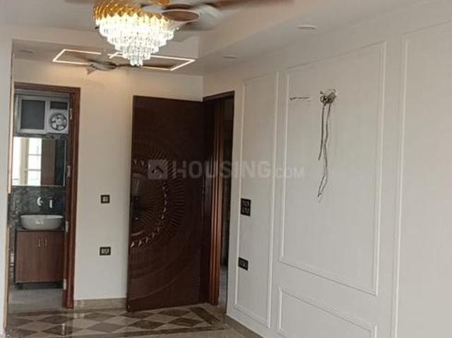 3 BHK Apartment in Sector 6 Dwarka for resale New Delhi. The reference number is 14776540