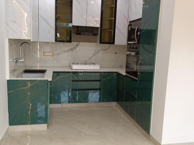 3 BHK Apartment in Sector 6 Dwarka for resale New Delhi. The reference number is 19153748