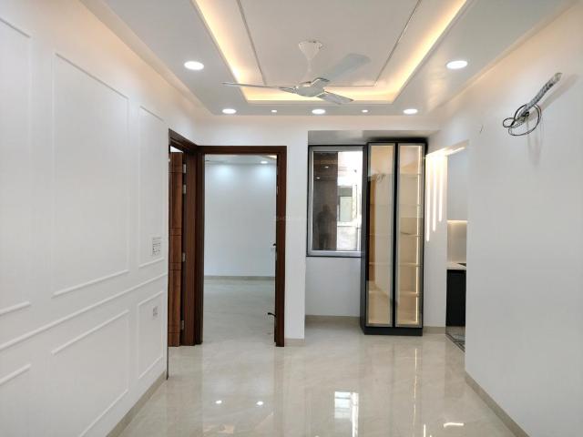 3 BHK Apartment in Sector 6 Dwarka for resale New Delhi. The reference number is 19780601