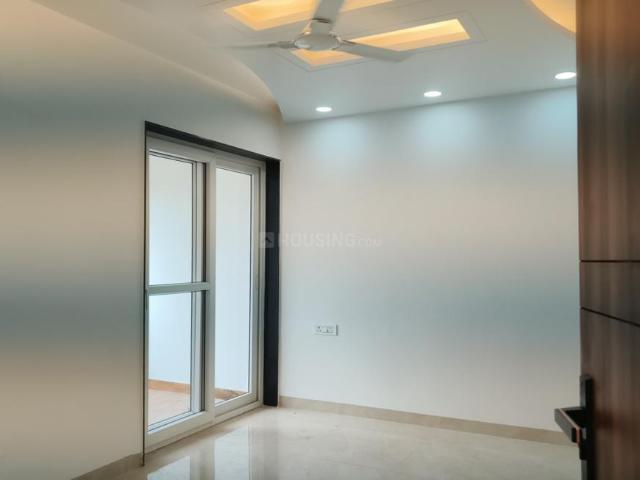 3 BHK Apartment in Sector 6 Dwarka for resale New Delhi. The reference number is 20145205