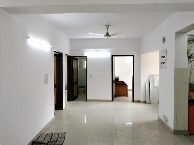 3 BHK Apartment in Sector 6 Dwarka for resale New Delhi. The reference number is 20568988