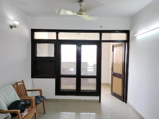 3 BHK Apartment in Sector 6 Dwarka for resale New Delhi. The reference number is 20569012