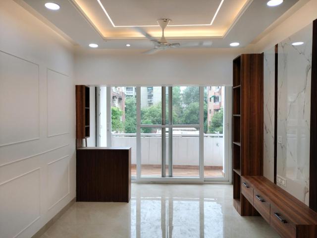 3 BHK Apartment in Sector 6 Dwarka for resale New Delhi. The reference number is 20614828