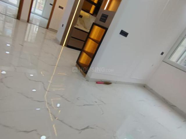 3 BHK Apartment in Sector 6 Dwarka for resale New Delhi. The reference number is 20768878
