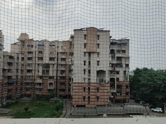 3 BHK Apartment in Sector 6 Dwarka for resale New Delhi. The reference number is 20782657