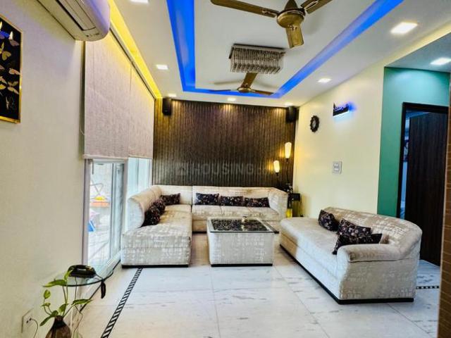 3 BHK Apartment in Sector 6 Dwarka for resale New Delhi. The reference number is 20810188