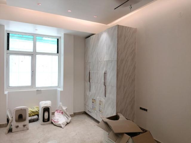 3 BHK Apartment in Sector 6 Dwarka for resale New Delhi. The reference number is 20969663
