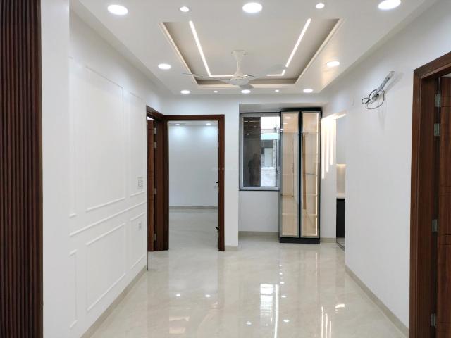 3 BHK Apartment in Sector 6 Dwarka for resale New Delhi. The reference number is 19516716