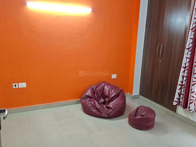 3 BHK Apartment in Sector 74 for rent Noida. The reference number is 20652194