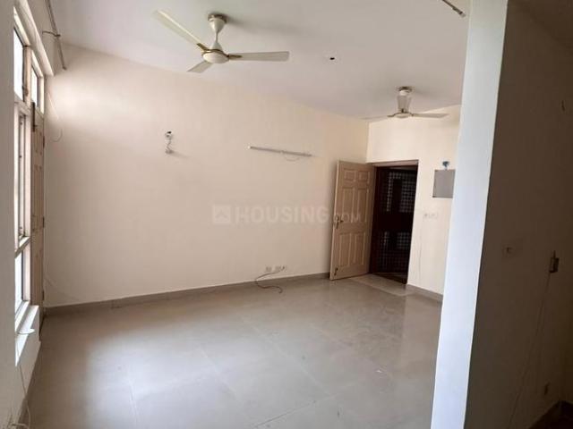 3 BHK Apartment in Sector 74 for resale Noida. The reference number is 18945479