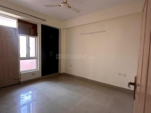 3 BHK Apartment in Sector 74 for resale Noida. The reference number is 18945531