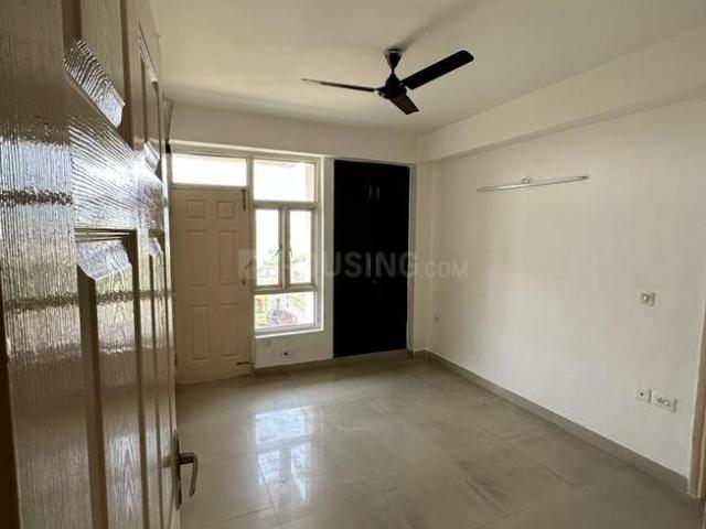 3 BHK Apartment in Sector 74 for resale Noida. The reference number is 18945597