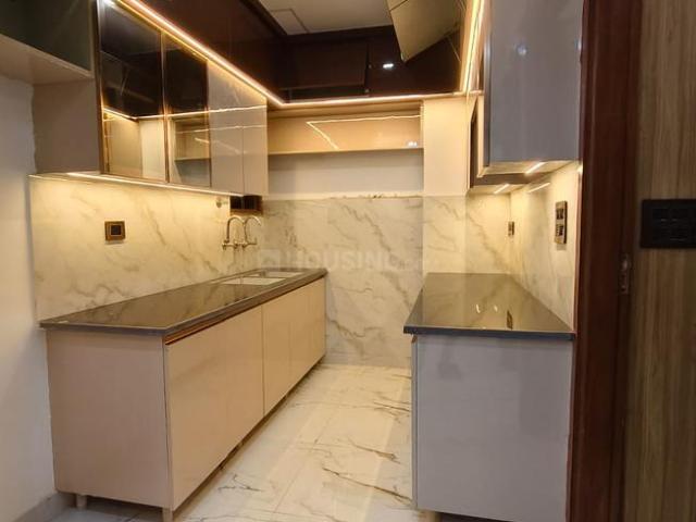 3 BHK Apartment in Sector 74 for resale Noida. The reference number is 19586246