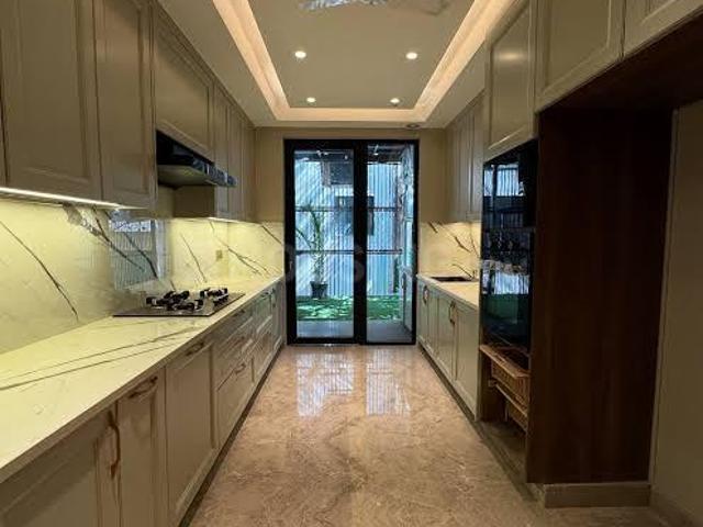 3 BHK Apartment in Sector 74 for resale Noida. The reference number is 19739228