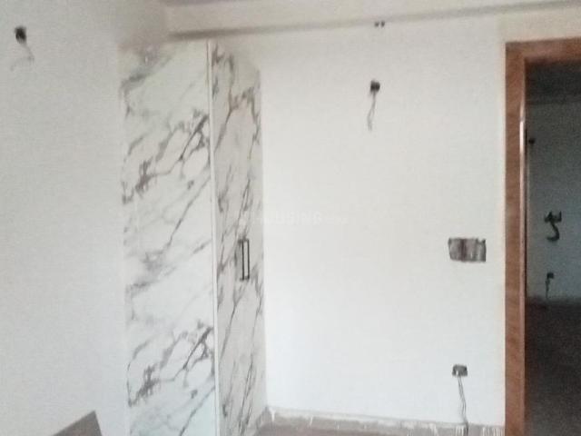3 BHK Apartment in Sector 74 for resale Noida. The reference number is 19739228