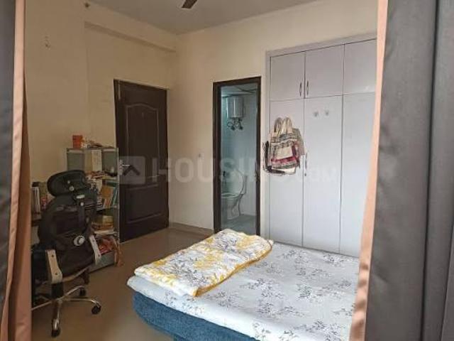 3 BHK Apartment in Sector 74 for resale Noida. The reference number is 19750372