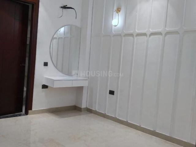 3 BHK Apartment in Sector 74 for resale Noida. The reference number is 19950682