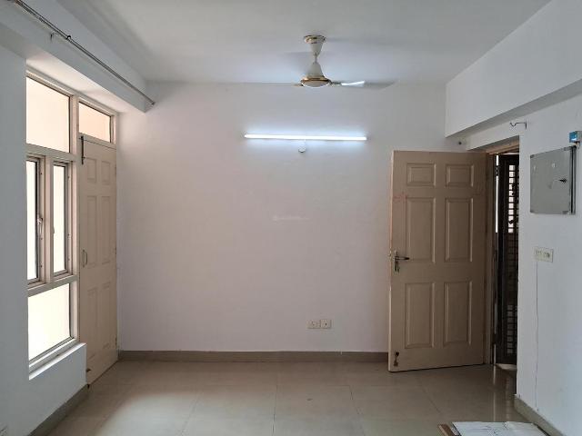 3 BHK Apartment in Sector 74 for resale Noida. The reference number is 20687750