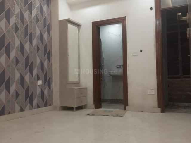 3 BHK Apartment in Sector 74 for resale Noida. The reference number is 20055552