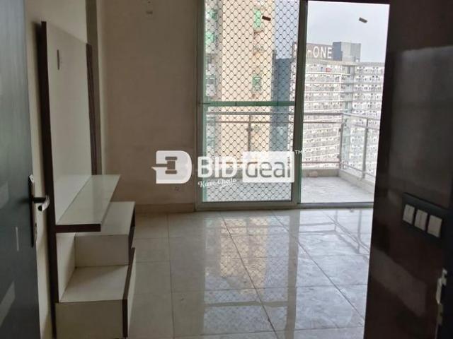 3 BHK Apartment in Sector 74 for resale Noida. The reference number is 20268918