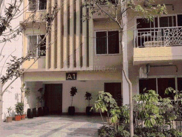 3 BHK Apartment in Sector 75 for rent Noida. The reference number is 19845282