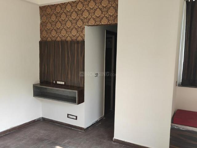 3 BHK Apartment in Sector 75 for rent Noida. The reference number is 20129608