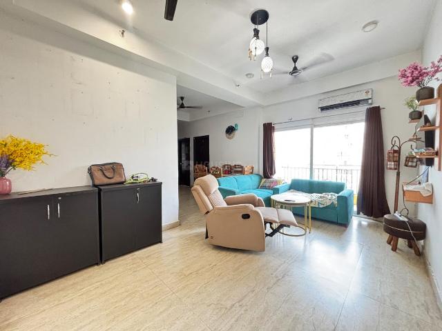 3 BHK Apartment in Sector 75 for rent Noida. The reference number is 20308467