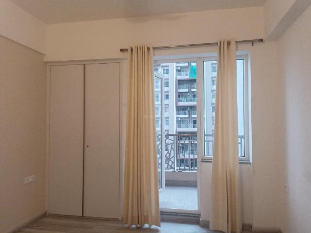 3 BHK Apartment in Sector 75 for rent Noida. The reference number is 20419937