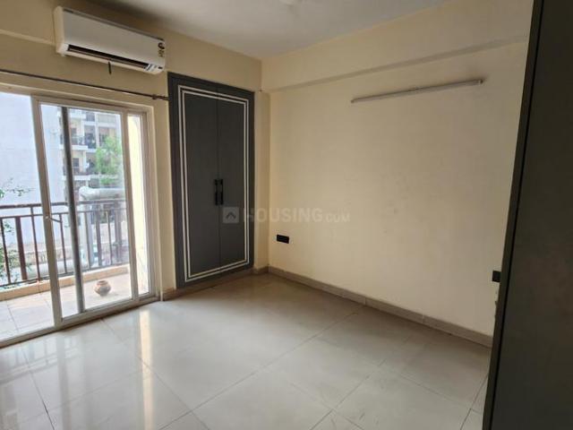 3 BHK Apartment in Sector 75 for rent Noida. The reference number is 20431609