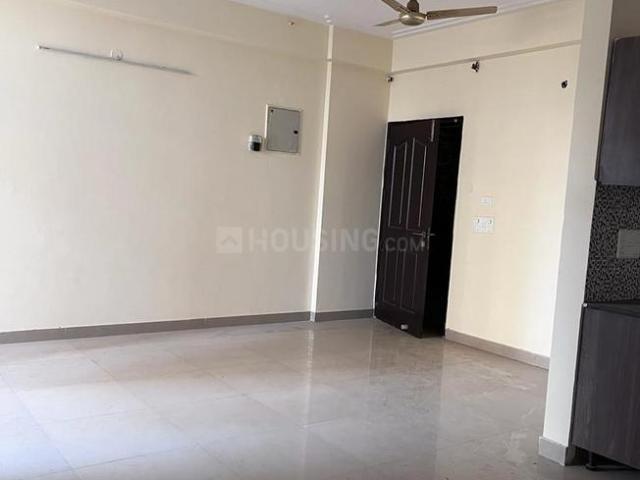 3 BHK Apartment in Sector 75 for rent Noida. The reference number is 20626735