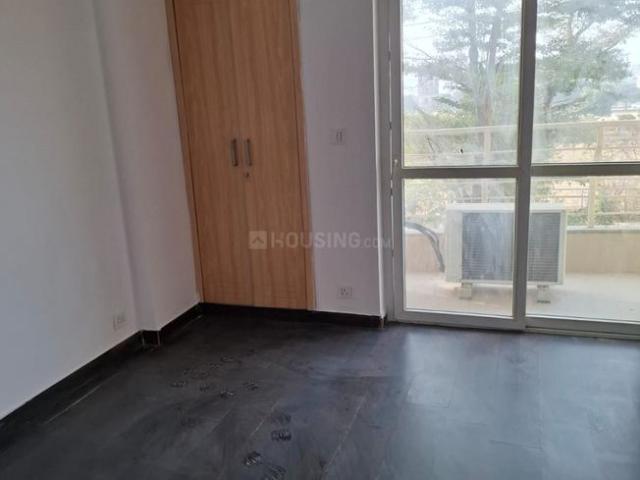 3 BHK Apartment in Sector 75 for rent Faridabad. The reference number is 20576383
