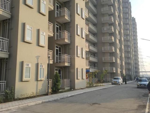 3 BHK Apartment in Sector 75 for rent Gurgaon. The reference number is 19226144