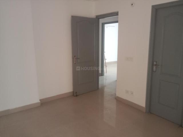 3 BHK Apartment in Sector 75 for resale Noida. The reference number is 19499660