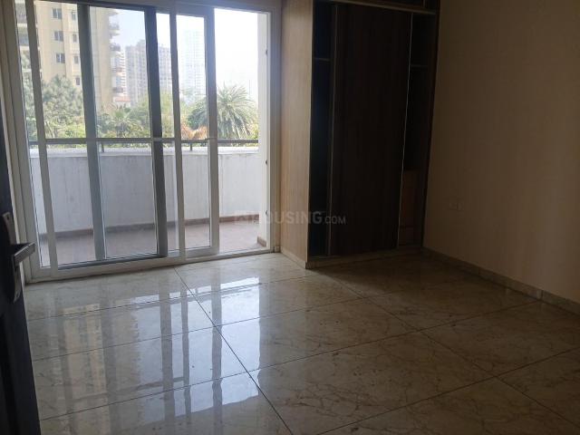 3 BHK Apartment in Sector 75 for resale Noida. The reference number is 19320129