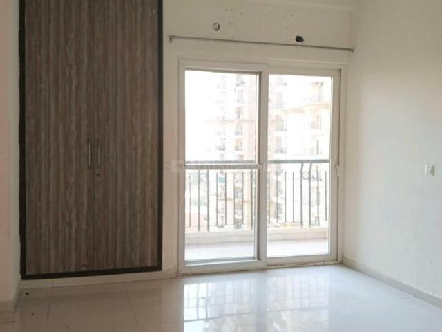 3 BHK Apartment in Sector 75 for resale Noida. The reference number is 20637873